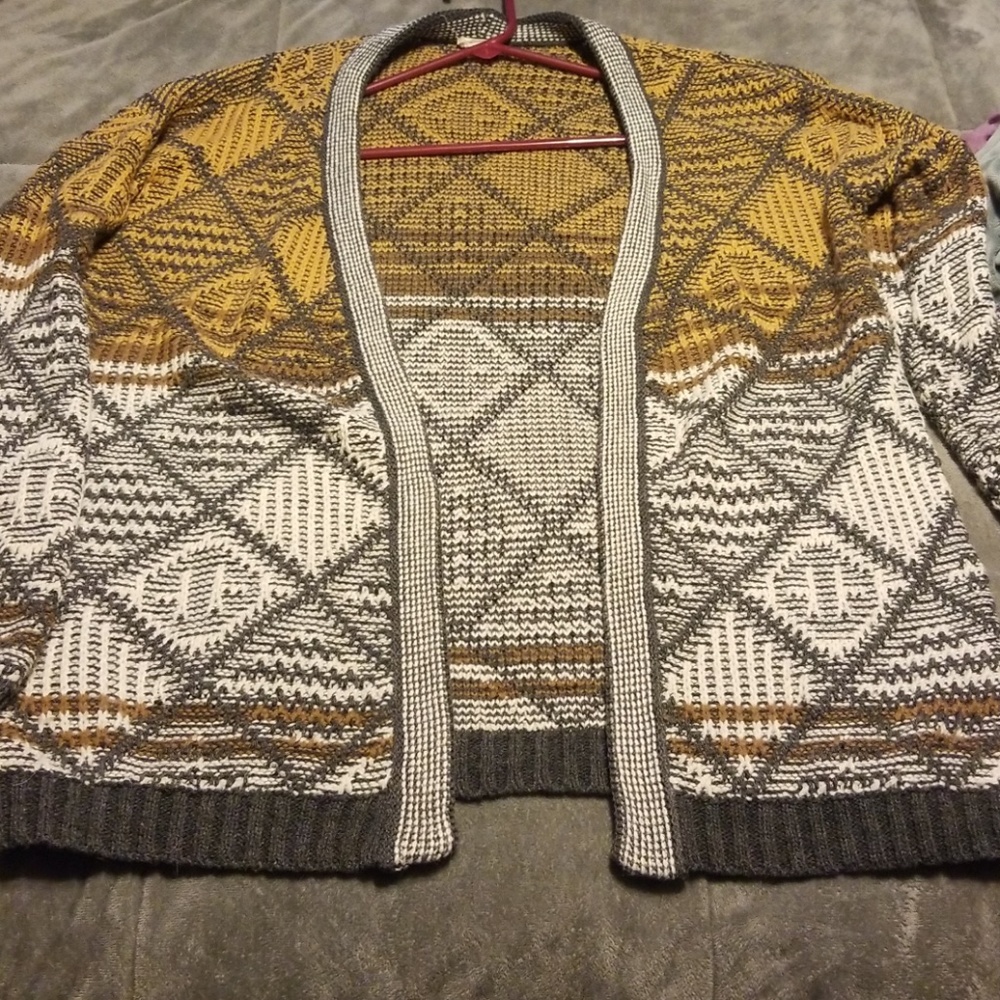 Grey/mustard/white cardigan